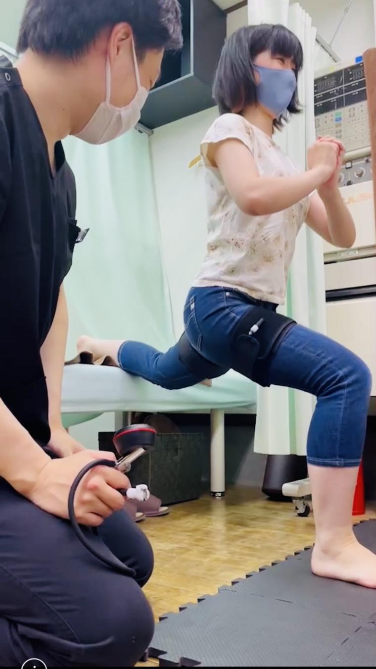 捻ったりぶつけたりしていないのに足が腫れている！なんで？？