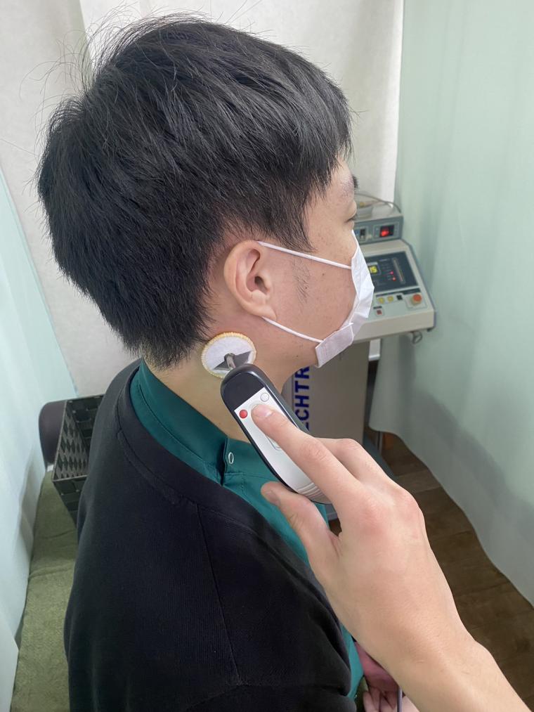 ぎっくり・寝違えには、、、